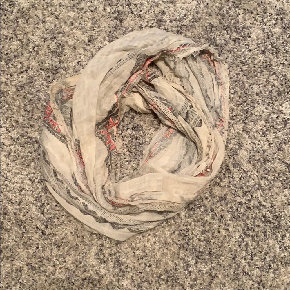 Infinity scarf